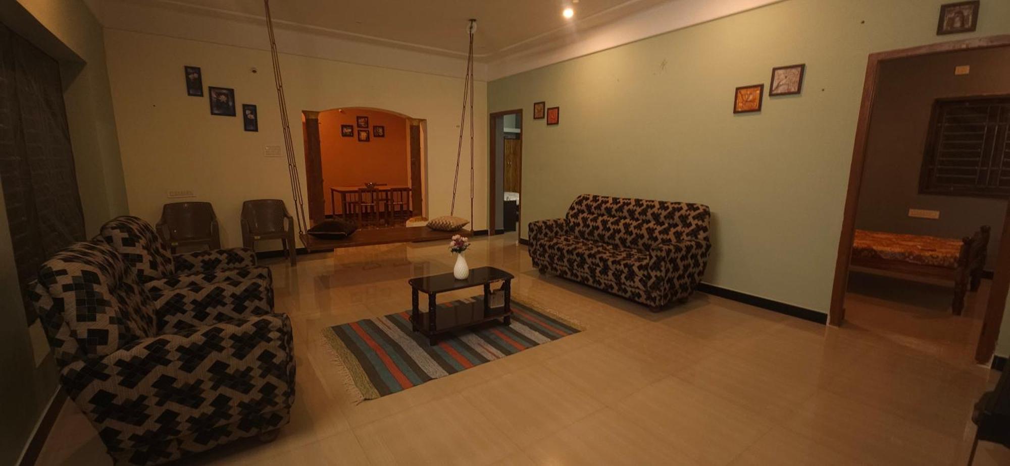 Shi'S Triveni Spacious 2Bhk Villa In Pappampatti, Kójamputtúr Exteriér fotografie