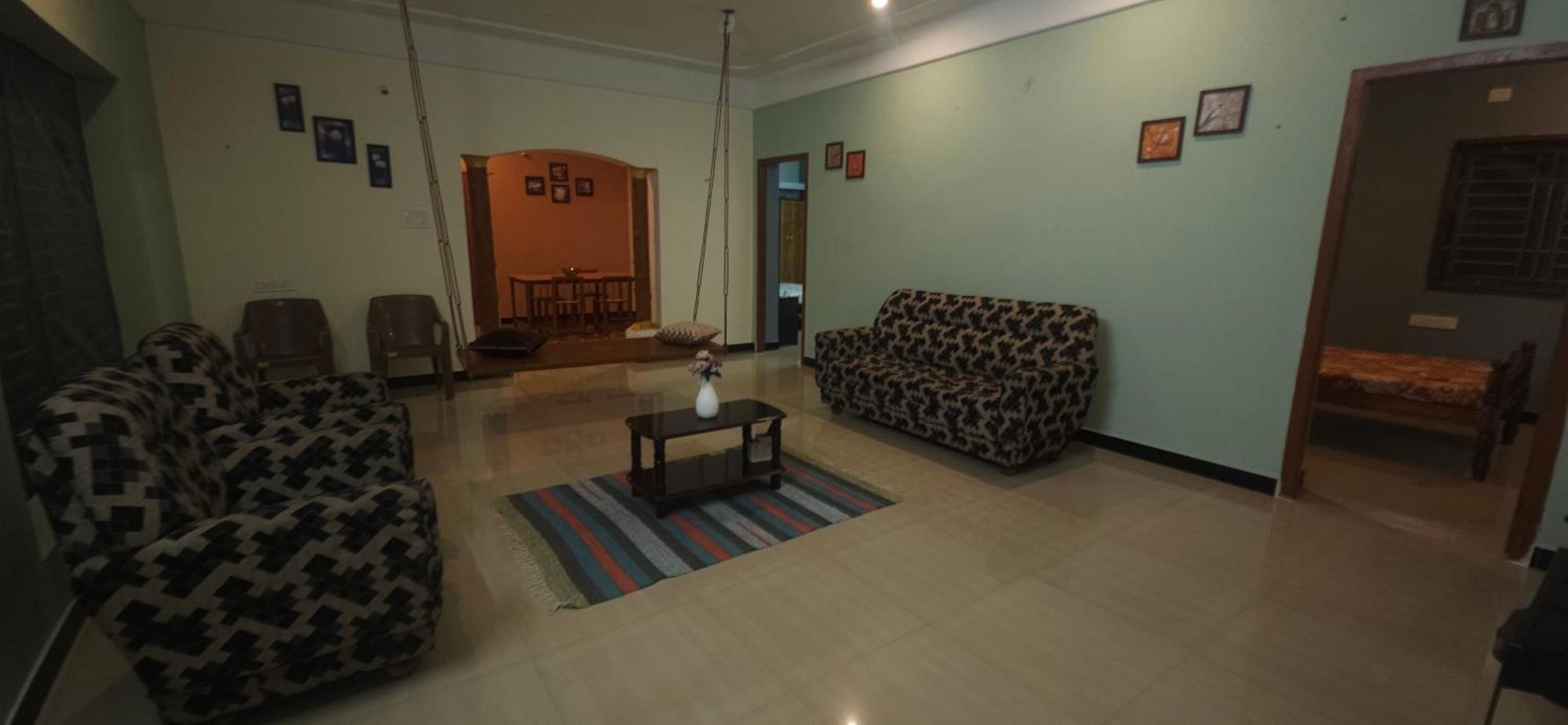 Shi'S Triveni Spacious 2Bhk Villa In Pappampatti, Kójamputtúr Exteriér fotografie
